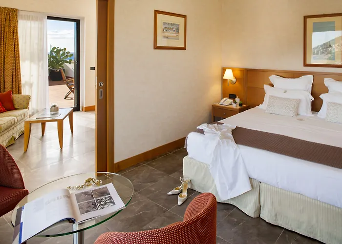Grand Diana Majestic 4* 디아노마리나
