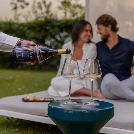 Отель Grand Diana Majestic