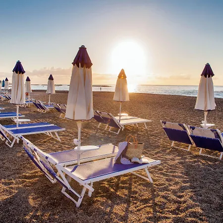 Grand Diana Majestic Отель