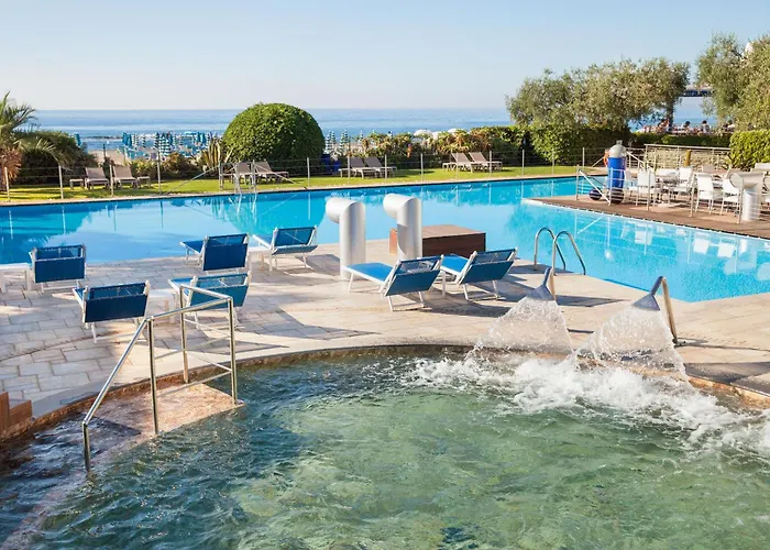 Hotel Grand Diana Majestic