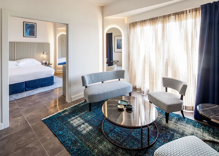 Hotel Grand Diana Majestic 4*